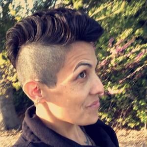 Meet your Posher, Monica